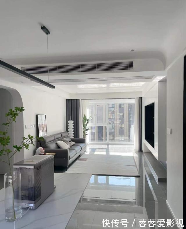 氛围感|江苏90后夫妇拒绝“过度装修”,把110㎡新家装得堪称收纳教科书