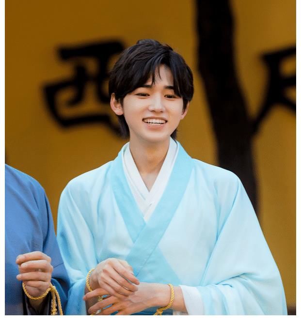 畫江湖之不良人|《萌探探探案》楊紫離開了，誰(shuí)會(huì)接替她當(dāng)新的“智慧開心果”呢？