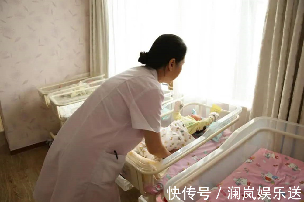 婆婆|坐月子谁照顾宝妈合适,婆婆还是亲妈两位老人的选择很“讨巧”