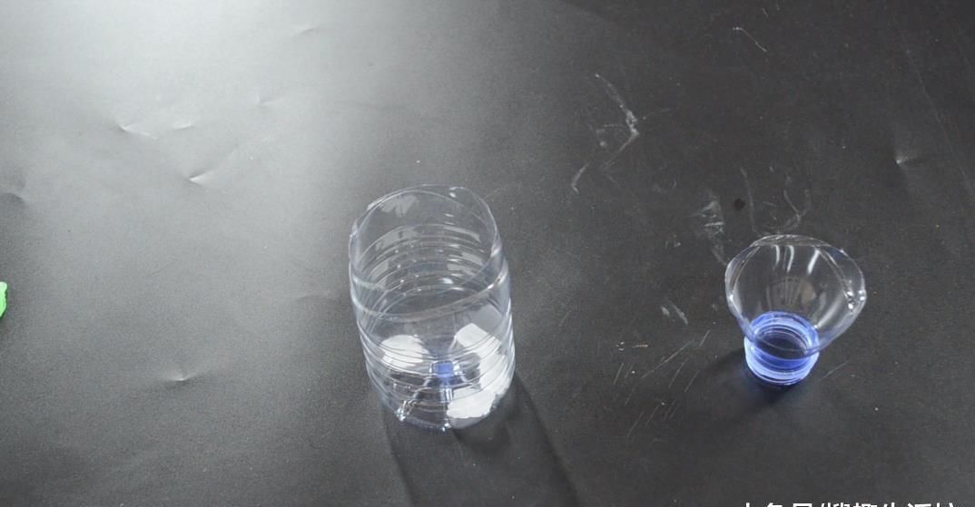 把冰糖和肥皂混合在一起, 解决了家家户户的难题, 简直太实用了