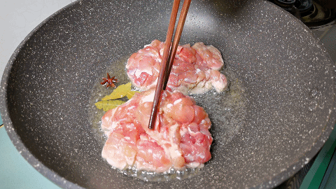 孩子想吃鸡腿饭？教您懒人做法，简单几步就搞定，好吃解馋