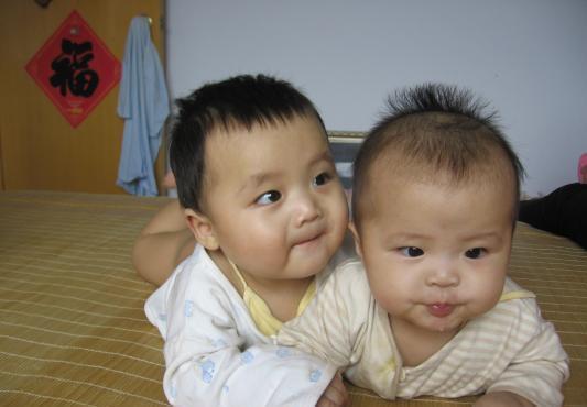 积食|吃一次半个月才能代谢干净,家长却在纵容,医生:盲目毁了孩子