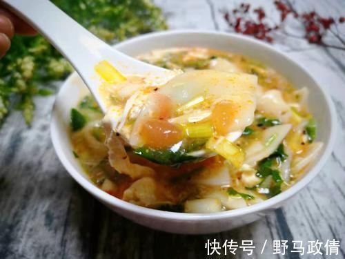 面条|天冷了，做这早餐给家人吃，鲜美营养，香喷喷热乎乎，出门不怕冷