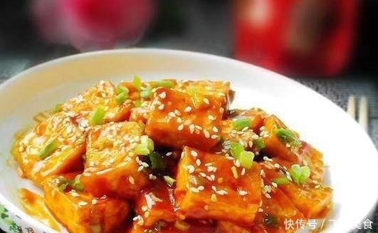 糖醋脆皮豆腐,在家自己就能做,酸甜爽口,家人孩子喜欢