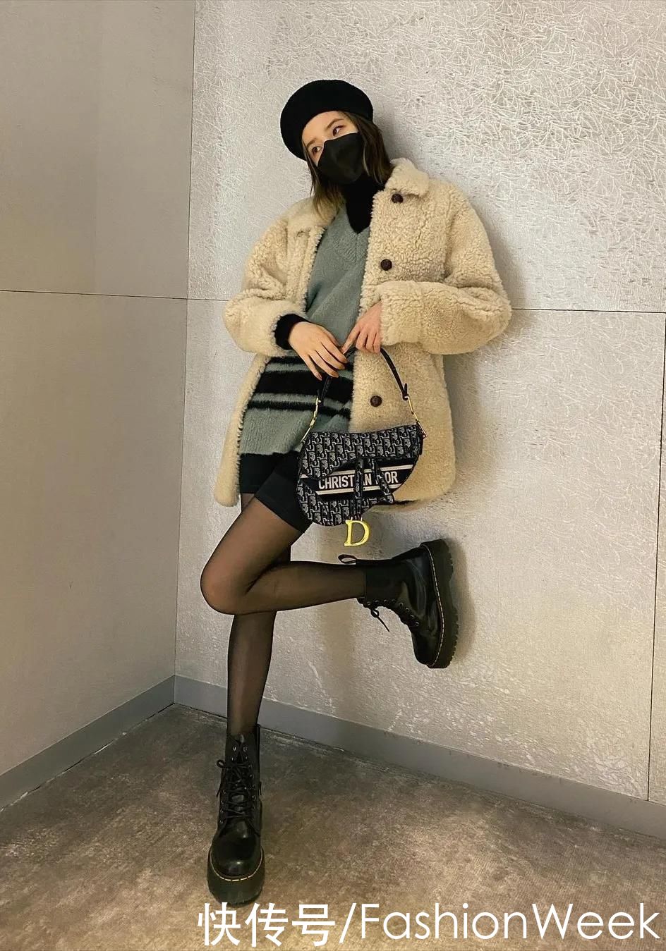 完蛋了！我居然对黑丝真香了