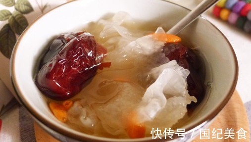 小瓣儿|夏季天热多喝银耳汤,学会这个正确做法,口感粘稠顺滑,胶质满满