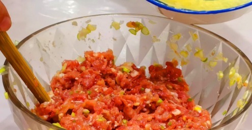 饺子|萝卜饺子怎么调馅最好吃?教你小秘诀,比肉饺子香,比三鲜饺子鲜