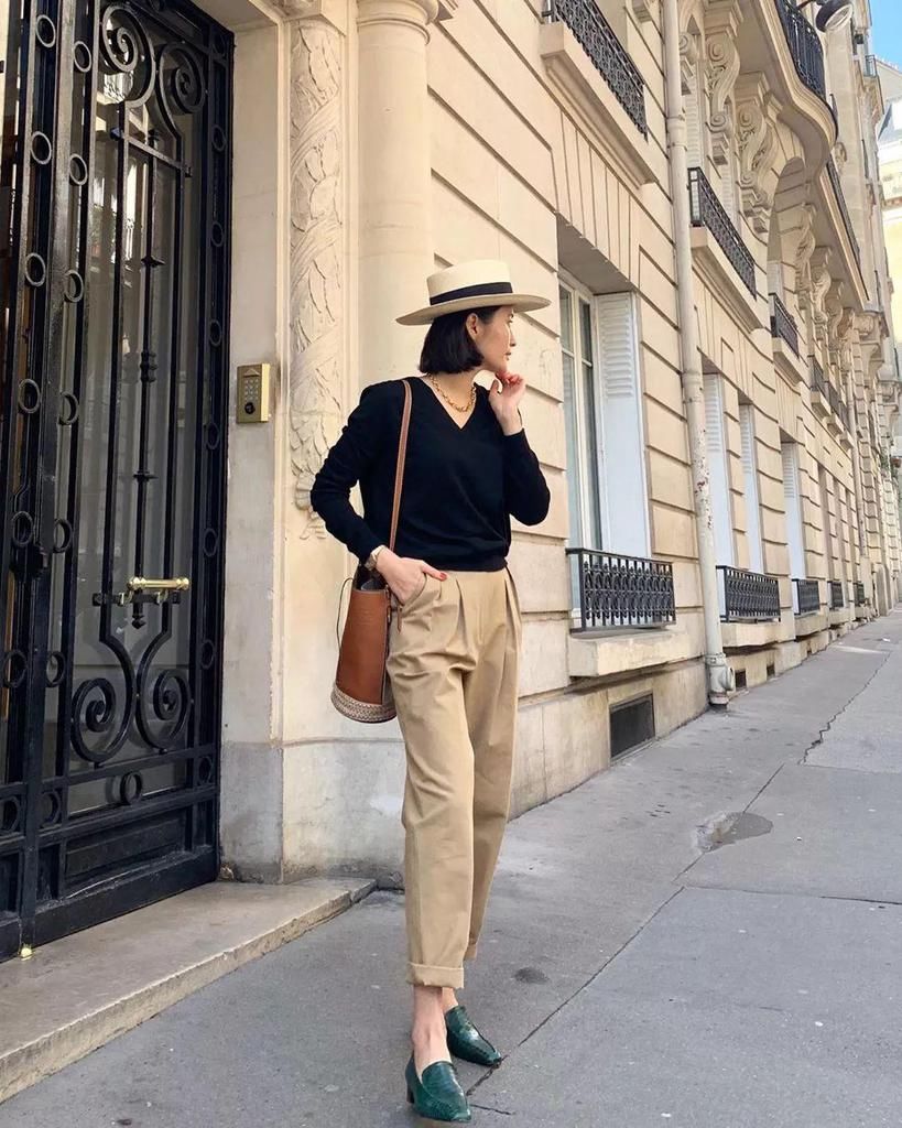  纸袋裤|别老穿阔腿裤了，今年秋冬这4条裤子最流行！