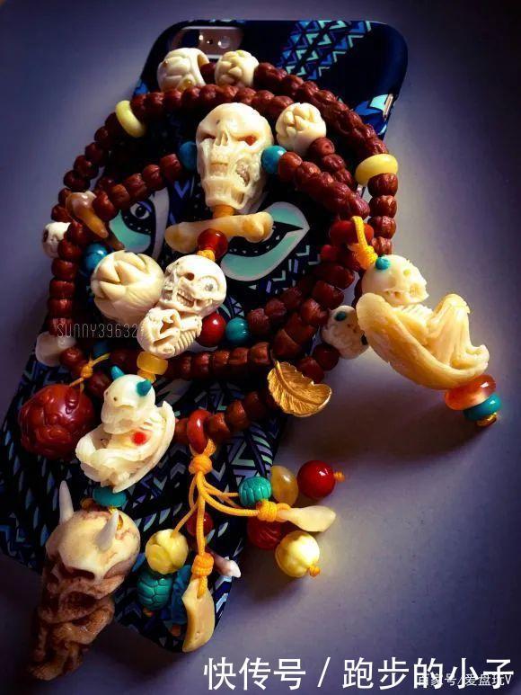 鬼才|文玩人玩串迷惑行为大赏,都是鬼才!