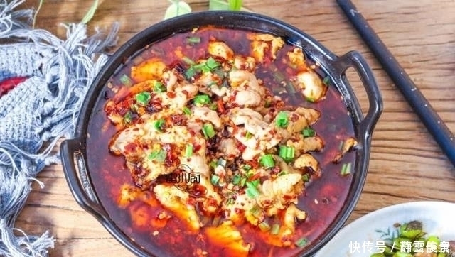 昨晚上弄了3个菜,两人吃了1锅饭,老公说这样吃下去会胖成球