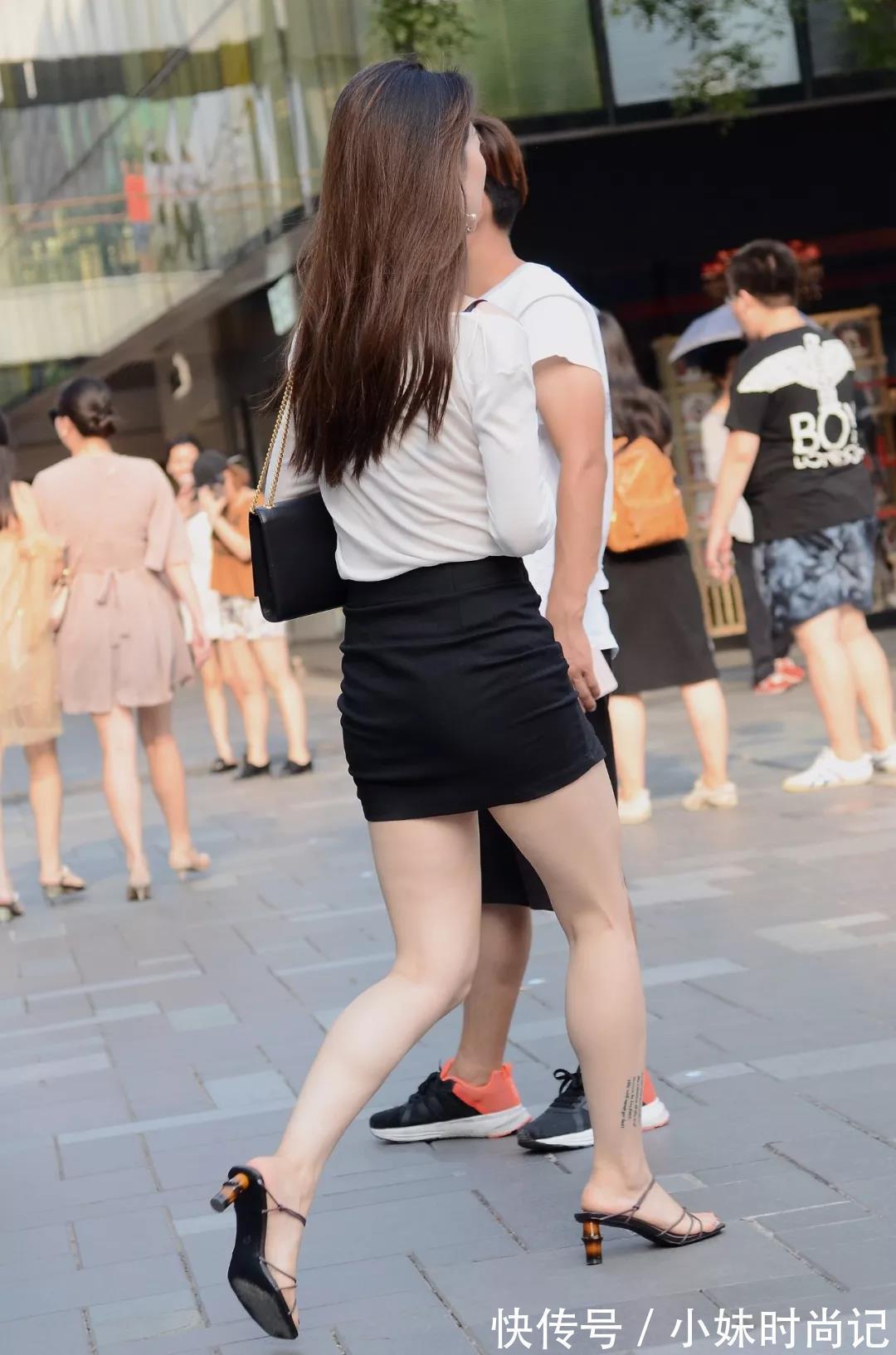 白领 街拍路人,白领轻熟的穿搭参考,让你更具时尚吸引力