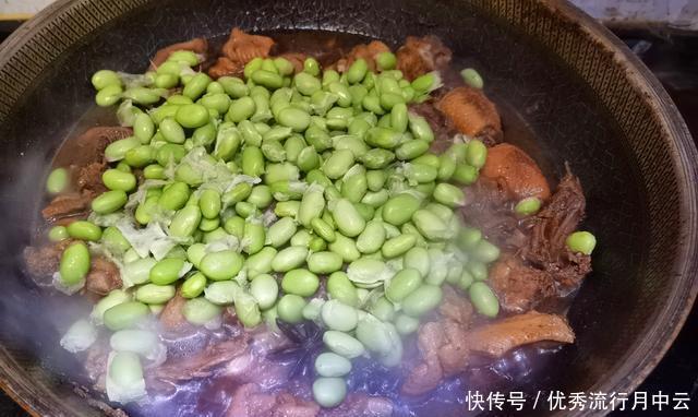 下市|秋季末下市的一种菜,与鸡肉相配,清新爽口,再不吃就等明年了