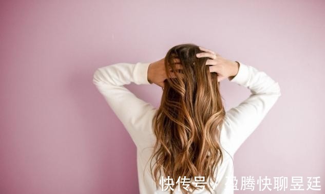 脱发|头发多久洗一次最好?多数人一直都做错了,难怪头发越掉越多