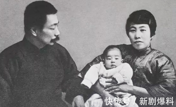 鲁迅$宠溺儿子受人讥讽之后,鲁迅写下一首七绝回击,开篇就是千古名句