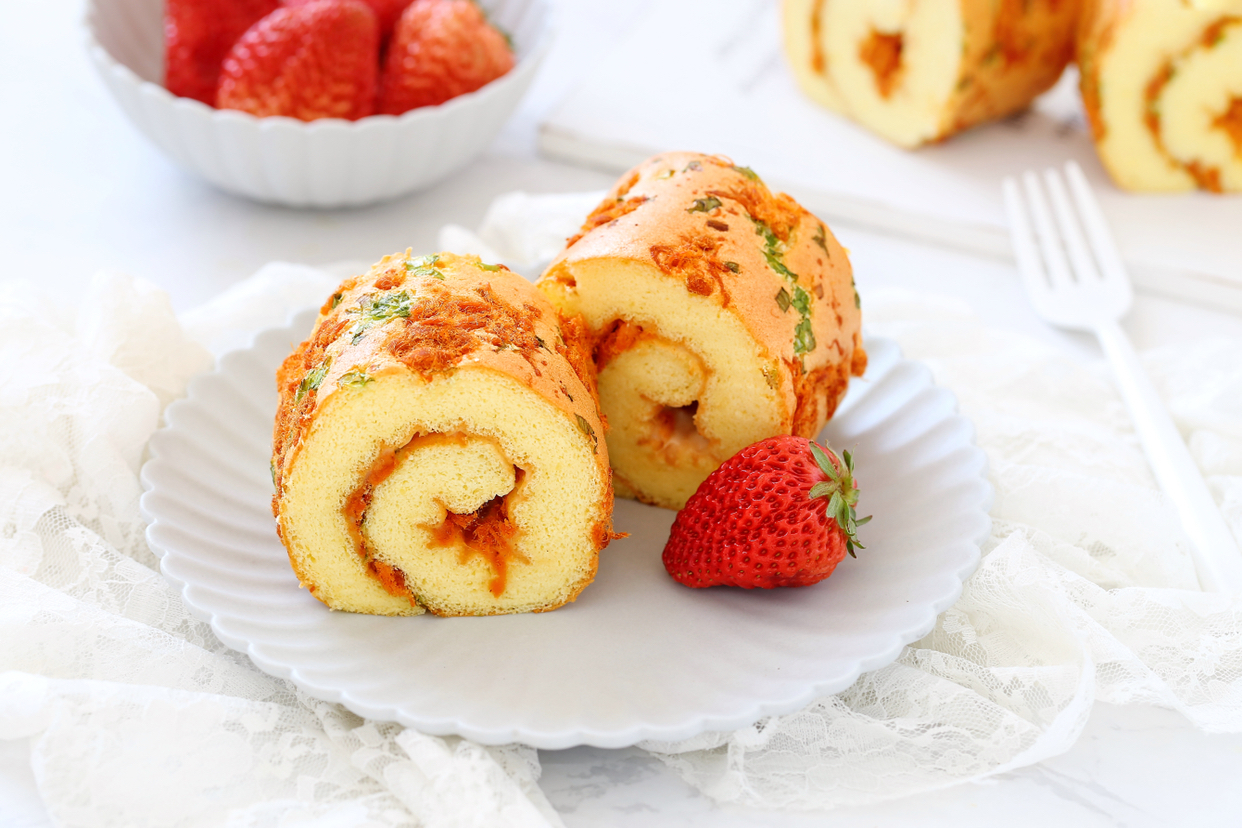 蛋糕卷不开裂只需注意两点，口感细腻松软，零添加给孩子吃才放心