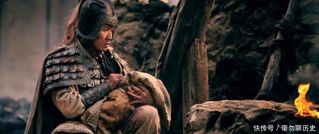 五虎上将|同是五虎上将,为何关羽一直瞧不起马超和黄忠,对赵云却很重视?