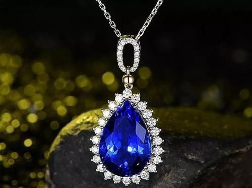 看似|这些宝玉石看似普普通通,实则克价都上万