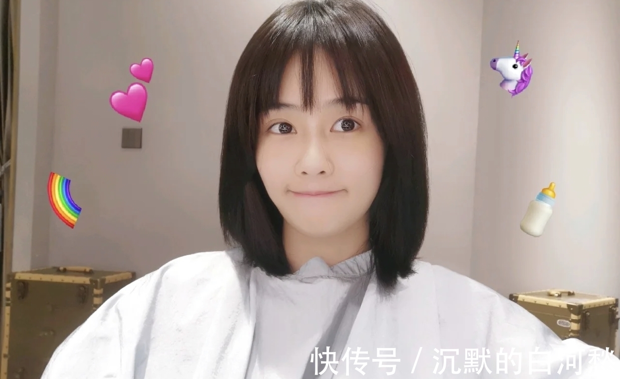 锁骨|你适合长发还是短发？有锁骨长发更美，下颚线明显别留短发！