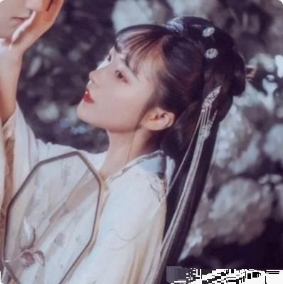 脸型|女生脸上有“3特征”，是稀有的“古风脸”，看你适不适合穿古装！