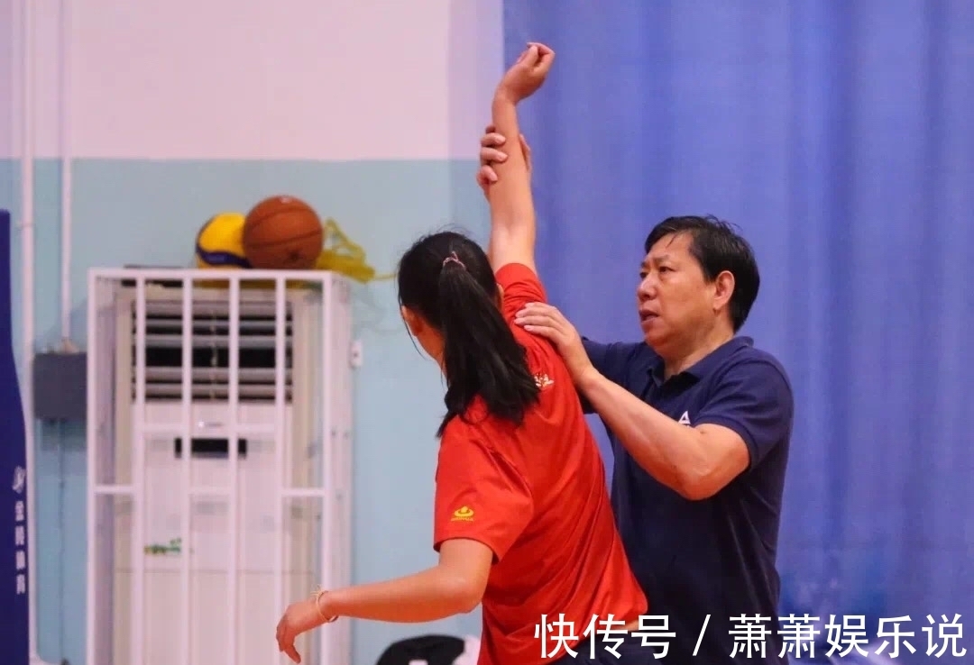 全运会|不惧袁心玥离去!女排功勋教练亲训1米9新秀副攻,与国手组新双塔
