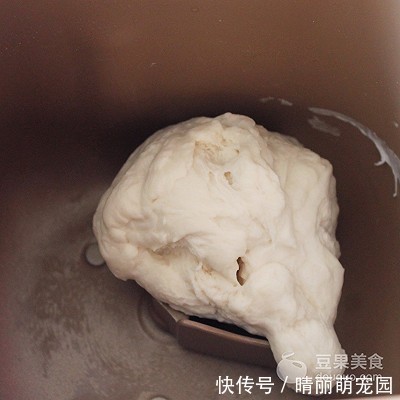 面粉|芹菜牛肉翡翠饺的做法