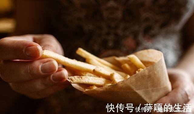 酸性食物|胎儿“畸形”跟孕妇食物有关,这几类食物,孕妇嘴再馋也要少吃