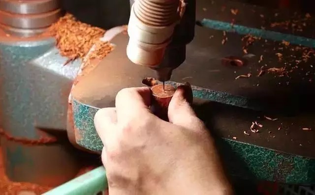 紫檀|紫檀从原木到手串全过程!图文并茂!