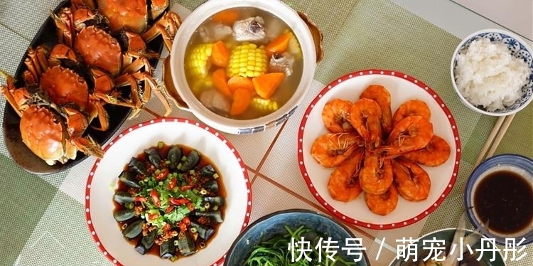 儿子大学,老两口的中秋家宴,6道家常菜,网友:家里饭菜就是香