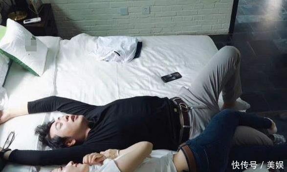 他是如何从钢琴王子，变为综艺咖，走下了神坛的？