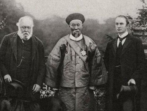 水里|最狂妄的雇佣军，叫嚣中国无人敢动他，李鸿章微微一笑：丢水里吧