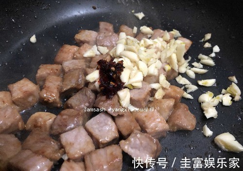 猪肉此做法,吃着超过瘾,下酒下饭,老公说天天吃都不腻