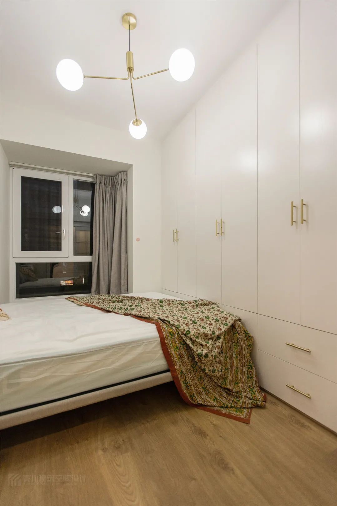 文艺|135㎡现代简约,温馨舒适的空间,加上草绿色的点缀,文艺舒适