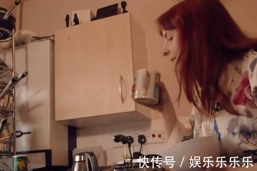 女子|女子一生不能喝水,下雨对她是上天的惩罚,医生:无药可救了