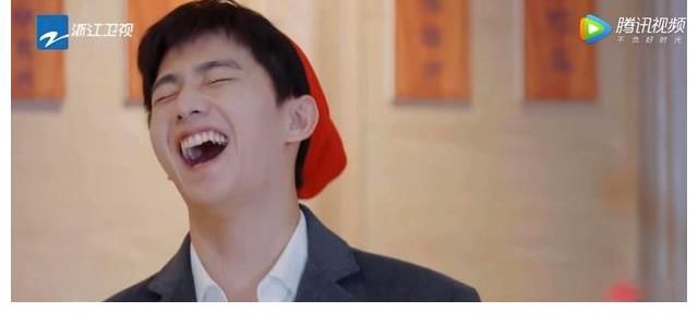 杨洋在节目中释放天性，逐渐腾化，原来你才是综艺界的黑马