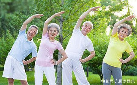 人到晚年不想得老年痴呆，这四件事趁早做，大脑越来越灵活