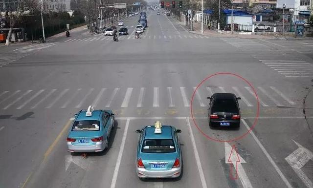 开车违章后,当天能够查询吗交警甚至可能