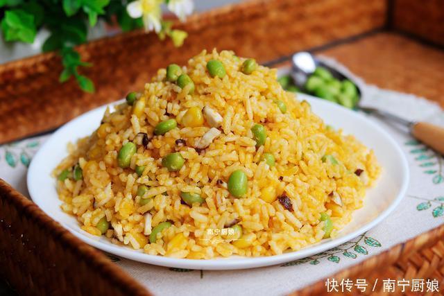 分钟|南瓜别再做南瓜饼了,教你最新做法,好吃又营养,10分钟就出锅