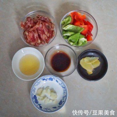 #憋在家里吃什么#广式腊肠和它这样炒着吃，味道超赞