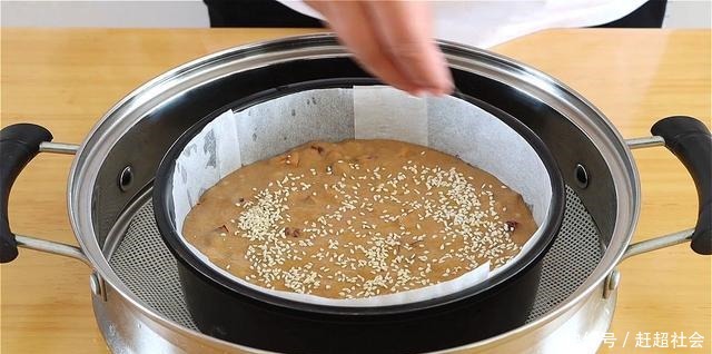 这美食,一年四季都能做,营养丰富还好吃,做法很简单