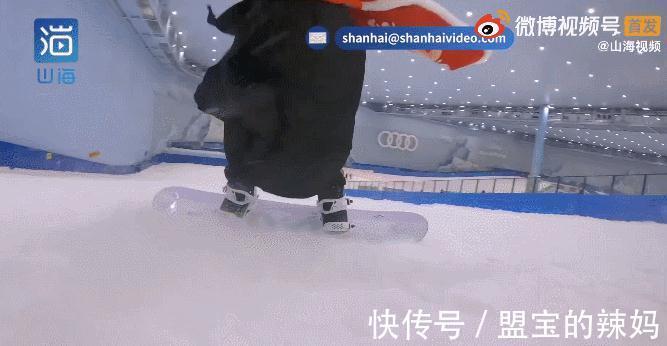 小美|“95后”汉服小姐姐滑雪像剑一样飞舞和仙女似的,网友:仙气飘飘