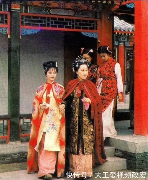 海关|《红楼梦》薛姨妈为何嫁给商人她的婚姻才是真正的“金玉良缘”