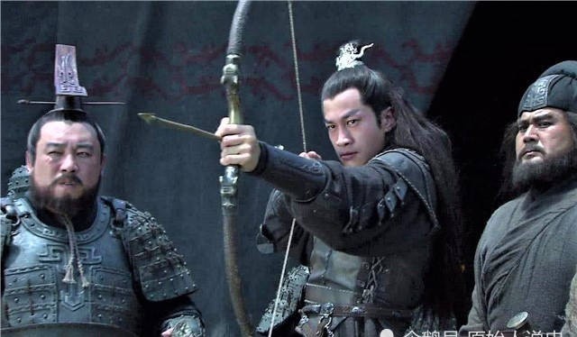 吕布|《三国演义》中,吕布堪称天下第一,后来却为何连张飞都打不赢?