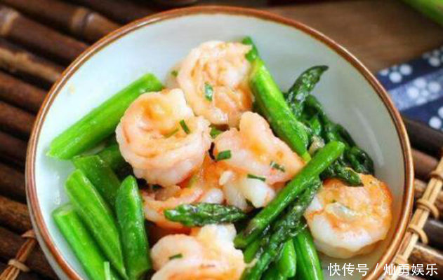 鸡爪|蒜香杏鲍菇,芦笋虾球,辣鸡爪,蒜蓉蒸扇贝的做法