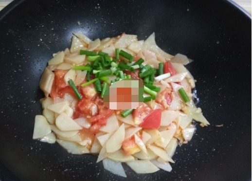 最爱吃这菜,清新爽口不油腻,一周得做好几回,顿顿都吃精光