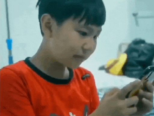 狗子|“一男子为了庆祝好友退役归来,竟女装欢迎?”哈哈哈哈