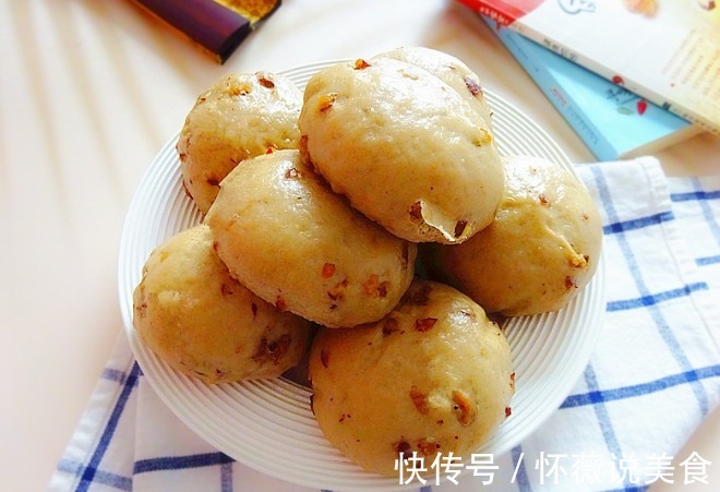 自从学会做这样的馒头，孩子隔三差五点名要，暄软甜润，真好吃