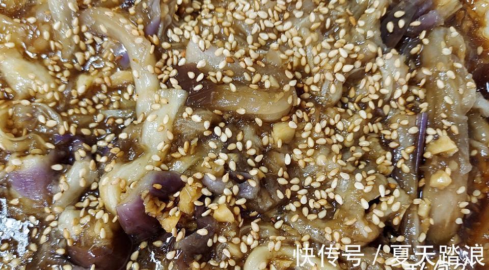 低脂|8月茄子正当季，试下这种“低脂”好吃，一点都“不油腻”的做法