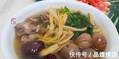 黄花菜|失眠最怕这道汤,隔2天喝1碗,一觉睡到自然醒,想睡不着都难