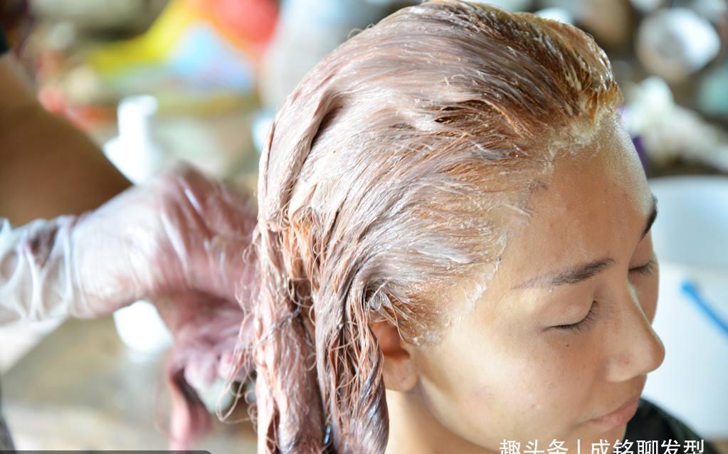 护肤霜|染头前能不能洗头发?托尼老师的说法,洗不洗都可以,不影响颜色