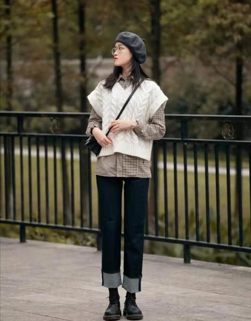 衬衫这么穿，帅气又迷人，有点儿美式也有点儿港风！